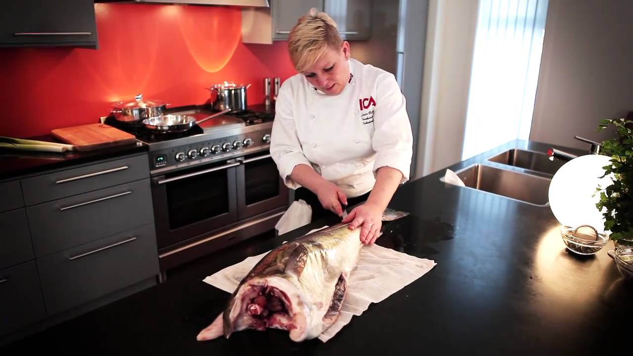 Glad I Mat - Filetere Skrei.mov