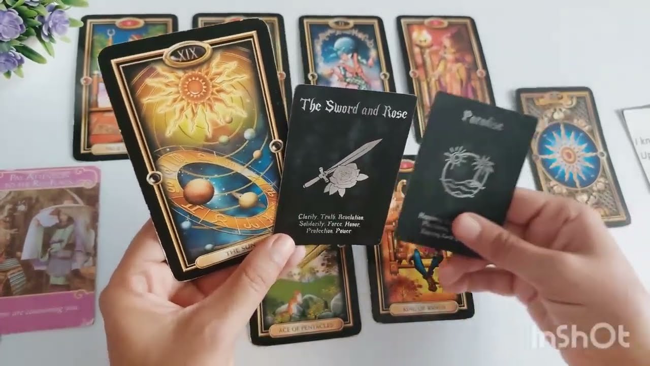 تاروت برج الدلو الحبيب يحبك في السر وبداية جديدة 🌞❤️