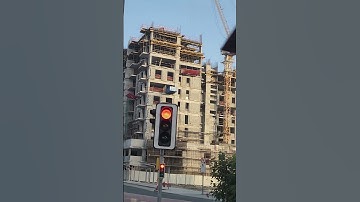 FALL ARREST SAFETY NETS ON A BUILDING UNDER CONSTRUCTION