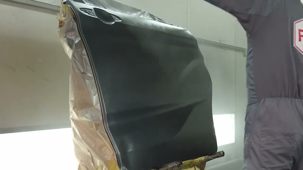 R-Mオニキス(水性塗料)46Gデモ - YouTube