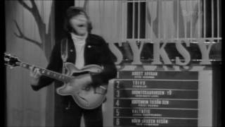 Video voorbeeld van "Sammy Babitzin - Daa-Da Daa-Da (1972)"