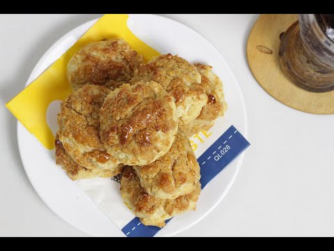 Video: Cách Nướng Bánh Quy Cuộn Mật Ong