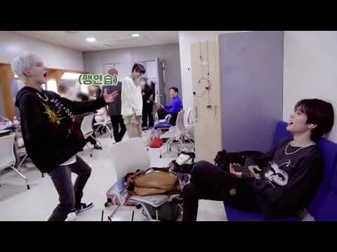 | 정우,재현 | 아앀ㅋㅋㅋㅋ김정우 정재현한테 웃음소리 강의받음 아