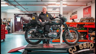 Royal Enfield UCE (EFI) oil and filter change in the workshop, GT, Bullet, Classic