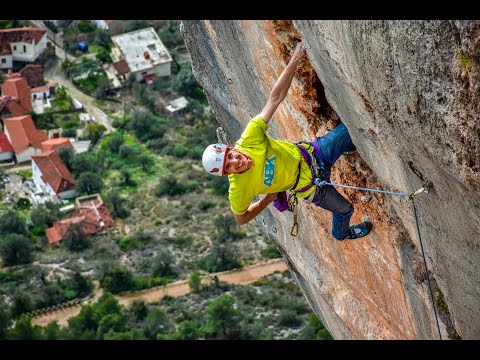 Leonidio climbing trip with a kid, Greece