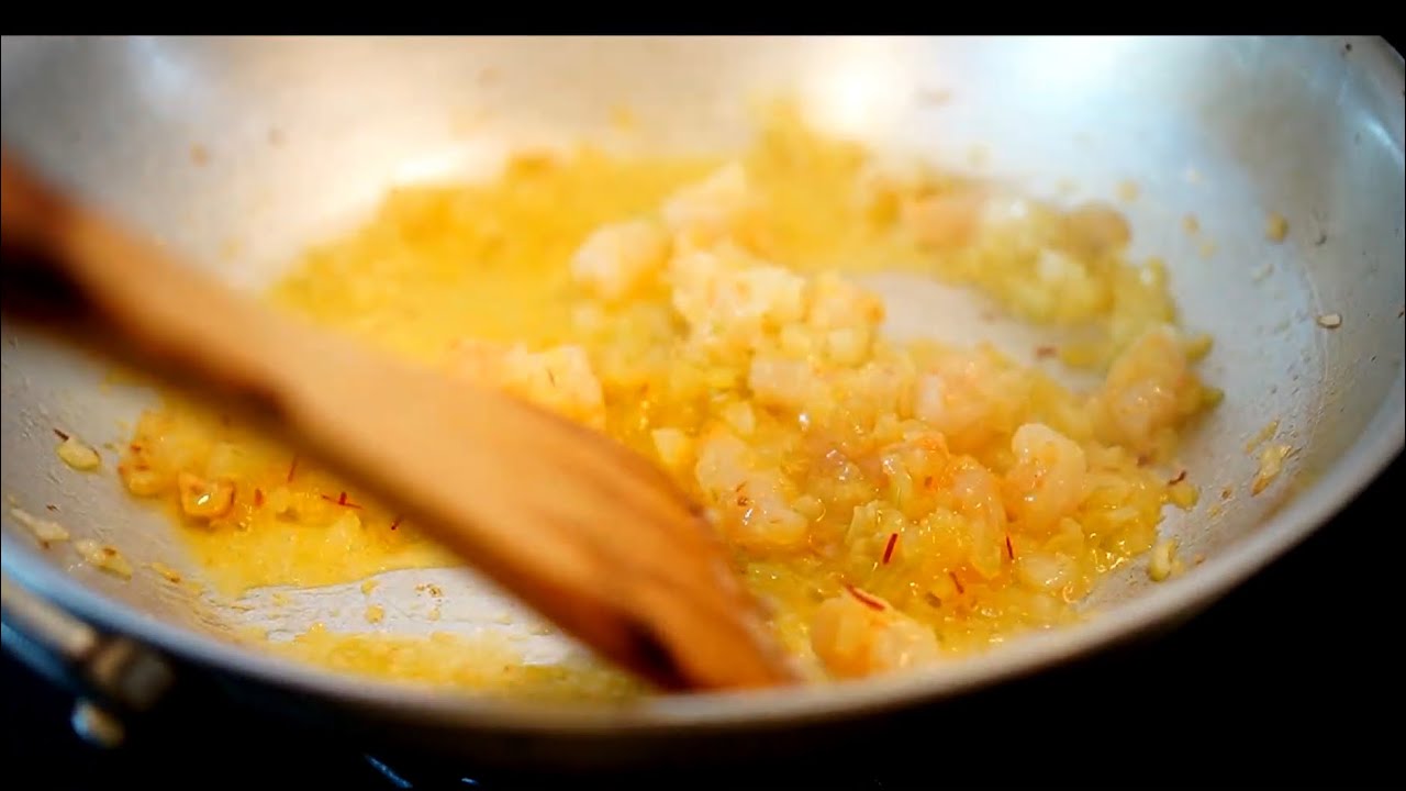 【贅沢】海老のサフランクリームパスタ