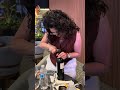 El truco más fácil para abrir una botella