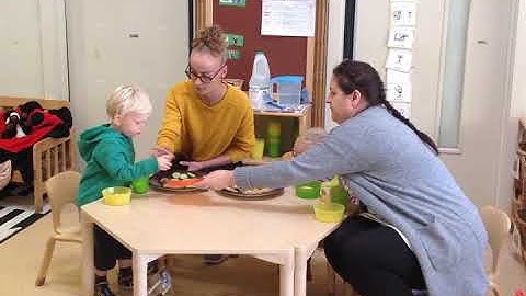 14 sleeps to go - Makaton Countdown to Christmas 2019