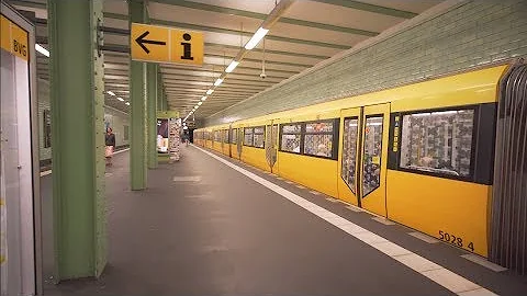 Germany, Berlin, U-Bahn ride from Samariterstraße to Frankfurter Allee