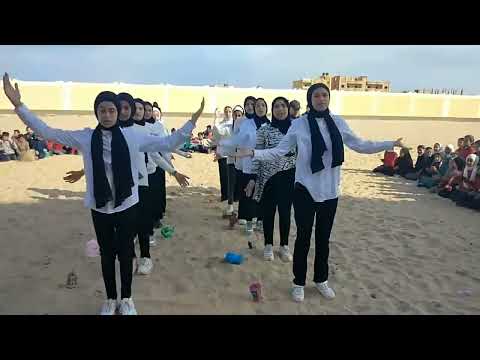 عرض مدرسي على اغنية رمضان في مصر حاجة تانية شكر لطالبات الصف الثاني الإعدادي على الأداء