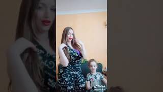 دنيا المشاكل عايزه الفاجر