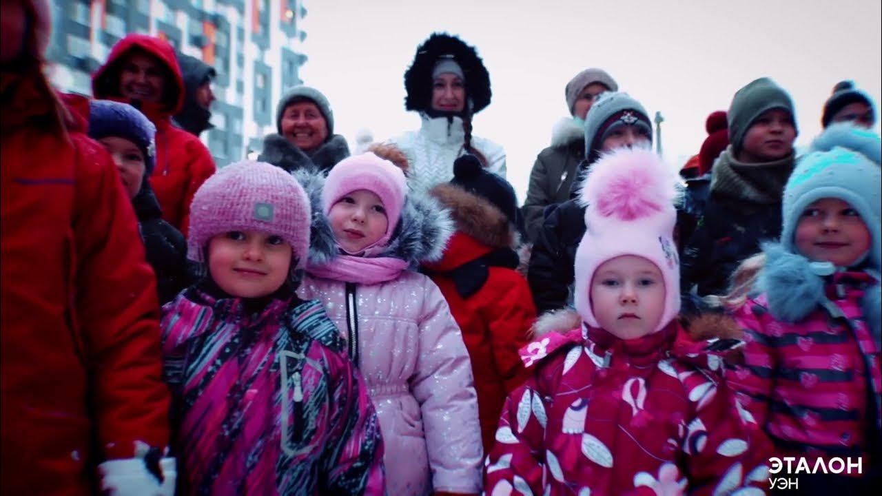 Выезд в сады. Ледовый городок Экият Казань. Масленица в Тихвине. Детский сад Рябинка Тихвин. Ледяной городок в Казани 2022 у театра кукол.