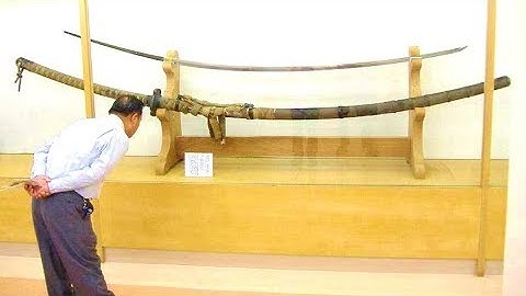 Does This Museum Have An Out Of Place Artifact That Belonged To A Giant Samurai?