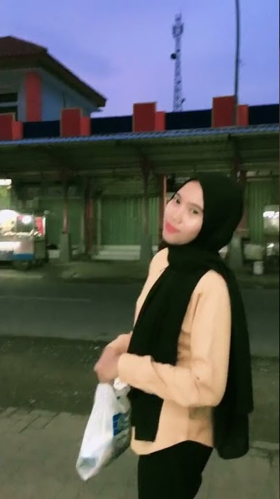 Mentahan halu di indomaret bareng cewe cantik, buat Story WA/IG manasin mantan prank temen.