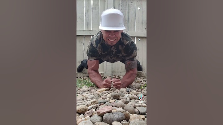 Can you explain how this is done? No handed push ups!? #pushups #military #podcast