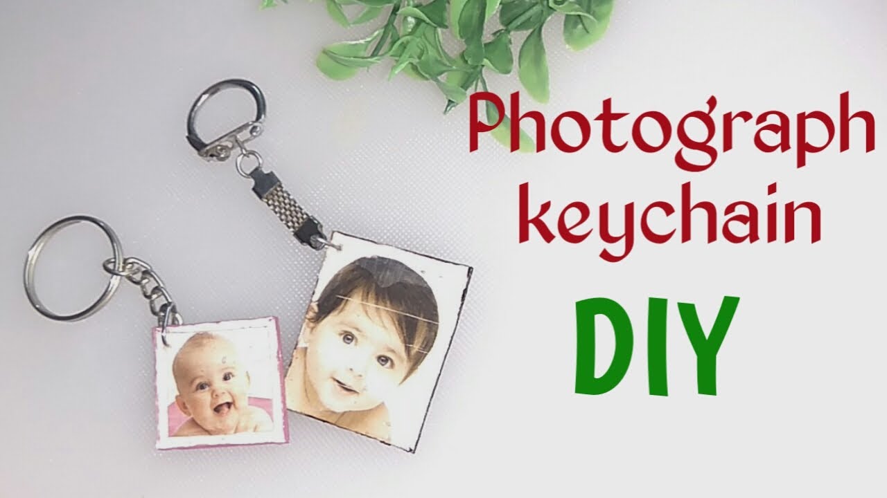 DIY How to make photogragh keychain used with glue gun,craft for