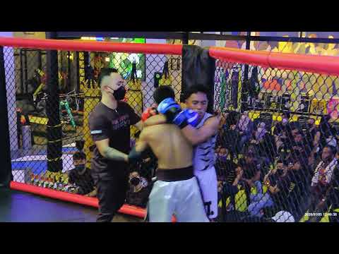 (Boxing) Muhd Afif Aiman vs Agus Riyanto