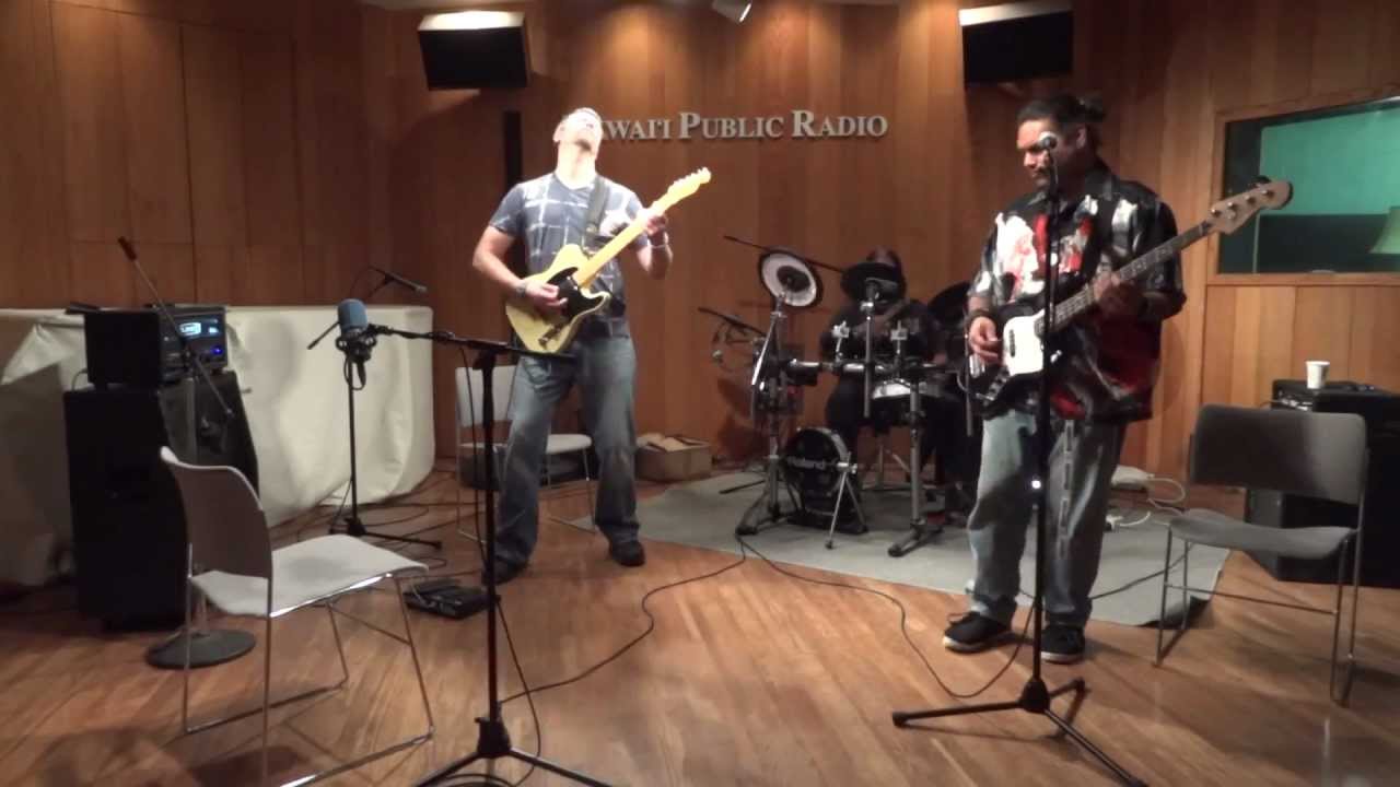 Atherton Studio Session Borrison Ivy with HPR's Dave Lawrence