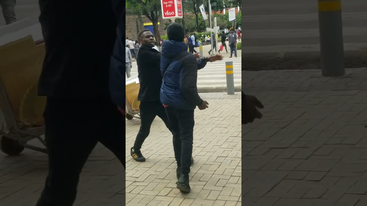 Kwani amutaki kuambiwa ukweli  vitukozadifre  19trending  pranks  prankster  kenyapranks