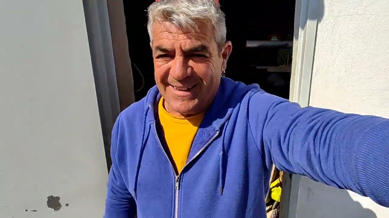 Haciendo estaquillas de granados