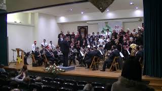 15 Concerto de Nadal 2017 Arbo - Banda de Música e Coral e Nenos da escola de música.