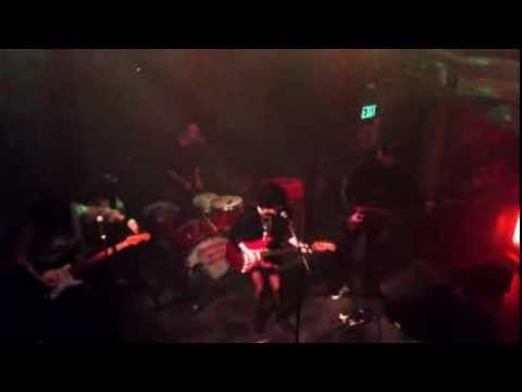Those Darlins - Keep My Skillet Good and Greasy (Live) 10/27/2012