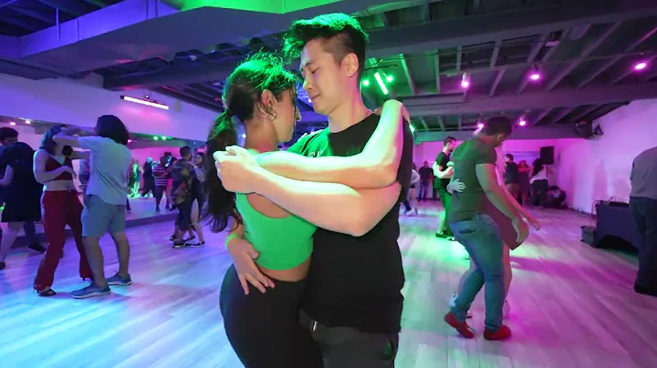 Clark and Selina Bachata social dance at Dancelife...