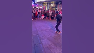 Thumbnail of FREAKYDAY GETTING BUSY IN NEW YORK CITY 😜💪🏾 #bboydayday #upsidedown #freakyday #hollowback