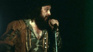 Watch Jethro Tull The Clasp video