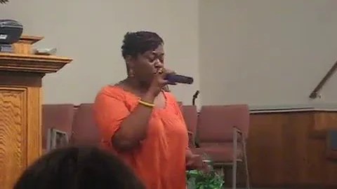 Denise Henderson singing at ALC