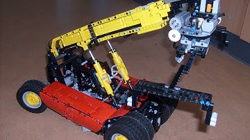 LEGO Technic Reach stacker MOC