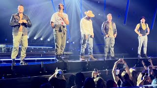 Backstreet Boys - Shape of My Heart live in Las Vegas, NV - 4/15/2022 Resimi