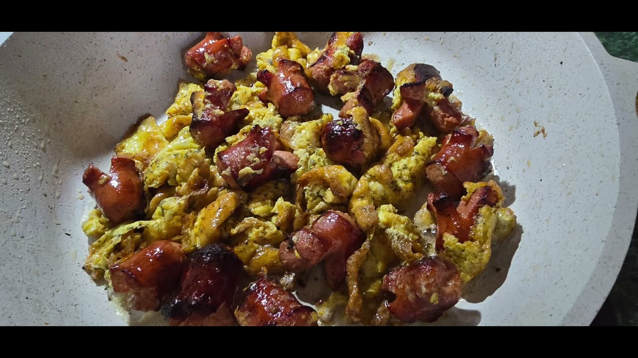 Easy and Yummy Breakfast - Egg with Fried Hot Dogs 🍳🌭😋 