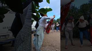 Ekmeğinde Olan Bütün Herkese Selamlar