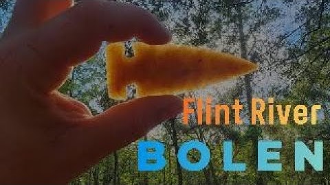 Knapping A Bolen from Flint River Chert