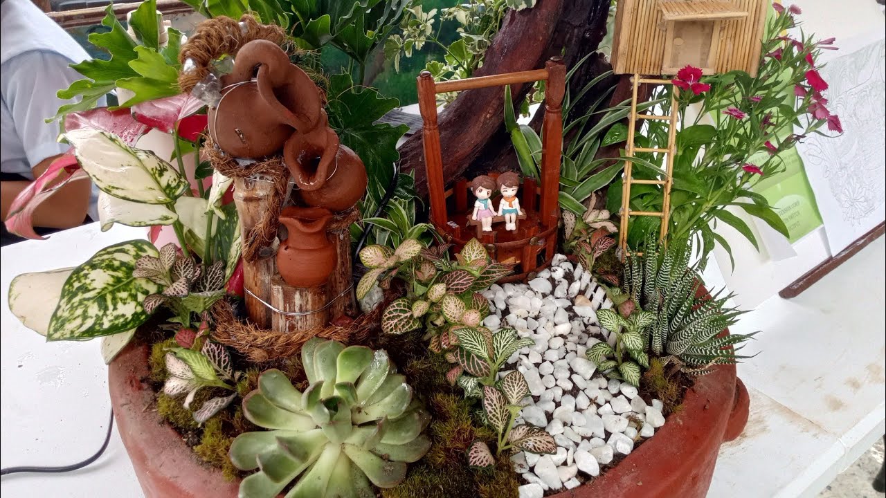 Landscaping tiny worlds