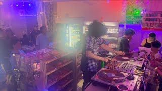 Grooviest Convenience Store in Japan! City pop, Funk, and Jazz.