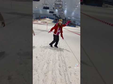 Ski Dubai Santa Run  #dubai #dubailife #emirates #funny #funnygirls #funnyvideo #uae #viral #santa