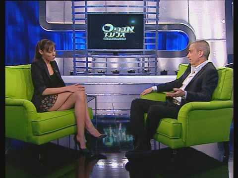 Gal Gadot Interview (Avri Gilad Talk Show) Sep 2009 (Hebrew)