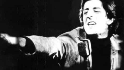 Giorgio Gaber - Eppure sembra un uomo -