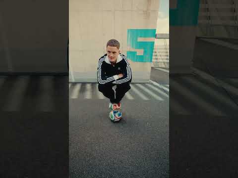 Florian Wirtz is just too smooth 😎⚖️ #adidas #football #wirtz