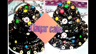 Making 4 layar chocolate cake -