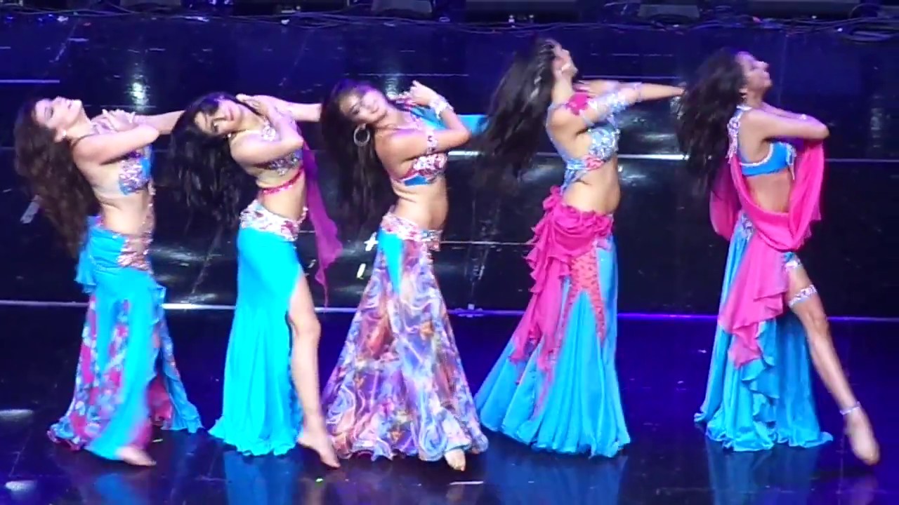 Hafla - Aaliah, Ambar, Antonella, Shahdana y Shanan - Vintage The Luxe