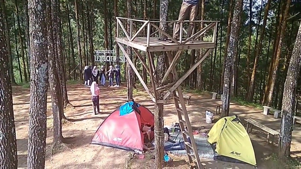 Ada Apa Dengan Bukit Pentulu Indah Desa Karang Sambung