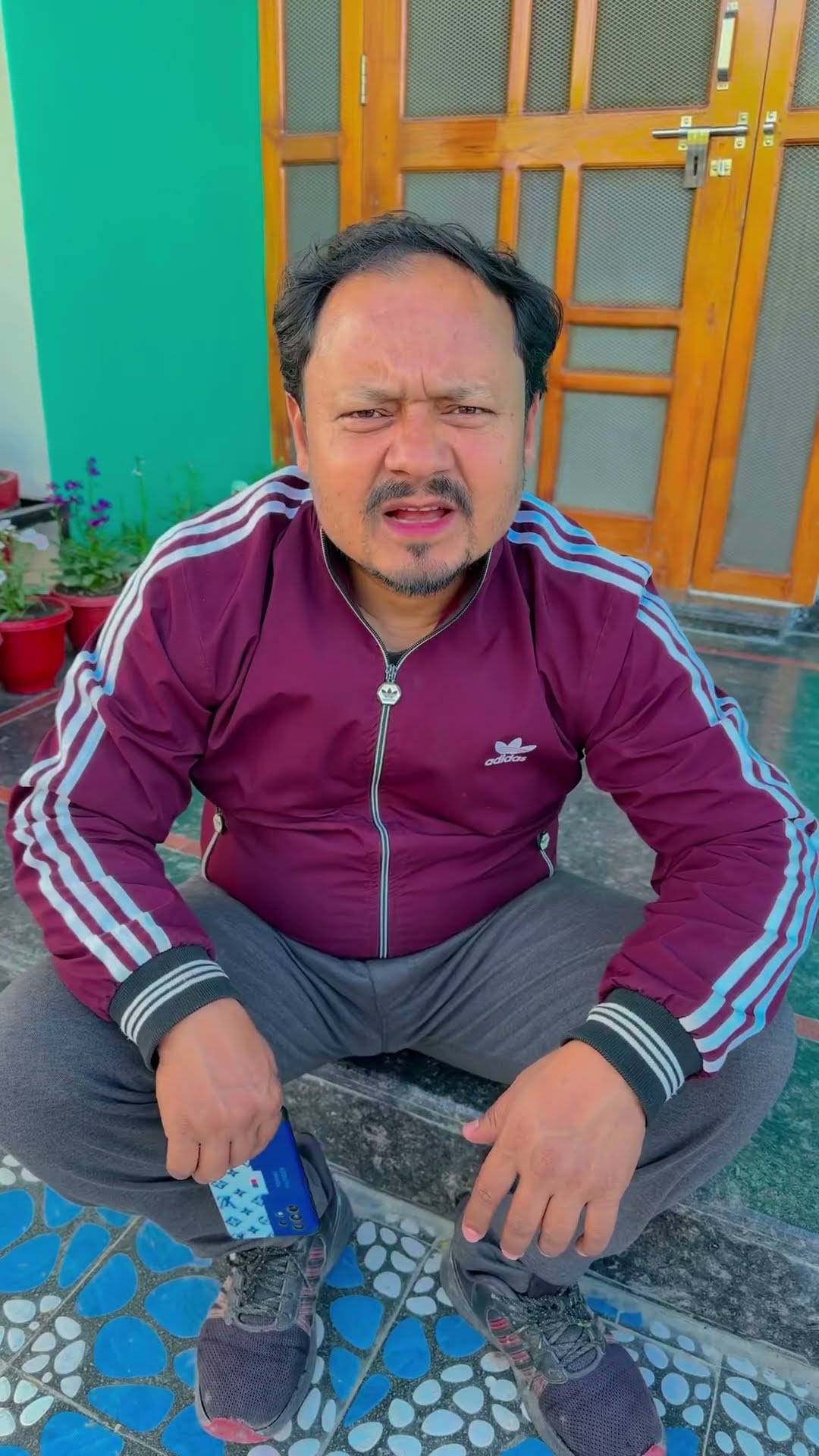 Aisi kya chij hai jo baccho ko dara rahi ?? #shorts #funny #viralvideo #trending