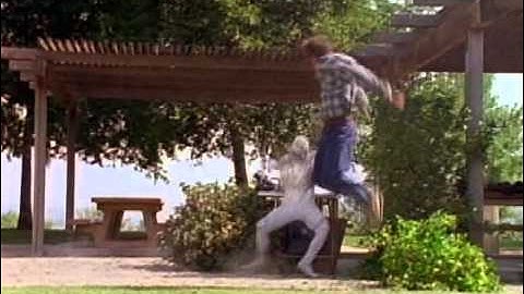 Mighty Morphin Power Rangers - Billy vs. Goldar & Z-Putties