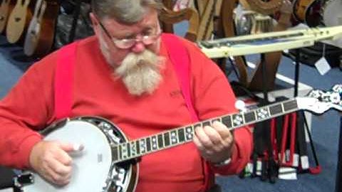 Keith plays the Ashbury AB-45 5 string Banjo @ Hobgoblin Music Birmingham