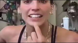 Barbara De Regil Sonrie