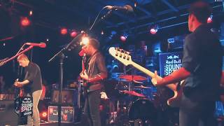 Kings of Leon - The Bucket (Live in Red Bull Sound Space)