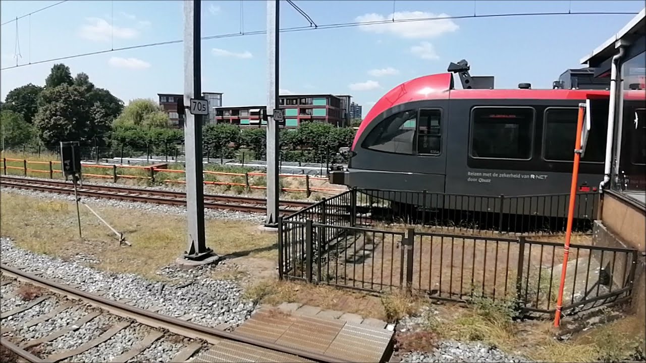 Het bus en trein vervoer in Gorinchem 21-07-2021
